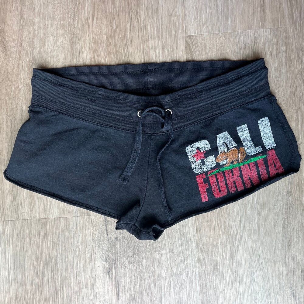 Ambiance California Graphic Dolphin Lounge Shorts Black Medium